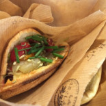 Le Cochon à L'Oreille Minuman