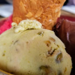 Le Flore en l'Ile food