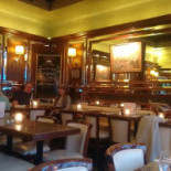 Le Flore en l'Ile inside