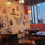 La Cantine Coreenne Dentro