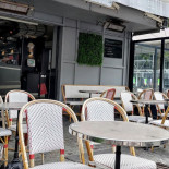 Cafe le Parvis Extérieur