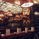 Le Grand Café Capucines Dentro