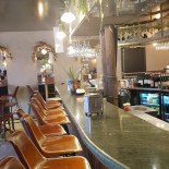 Signature By Pierre Sang À l'intérieur