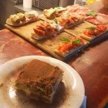 Signature By Pierre Sang Nourriture