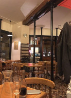 L'Arbre a Cannelle Dentro