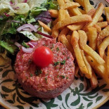 Le Chat Bossu Comida