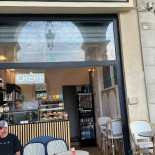 Happy Caffé outside