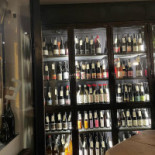 Yard, Cave à Vin Nature Dentro