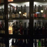 Yard, Cave à Vin Nature Dentro