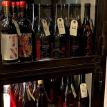 Yard, Cave à Vin Nature Bebida