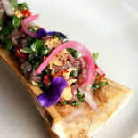 Yard, Cave à Vin Nature Bebida