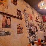 La Cantine Coreenne Dentro