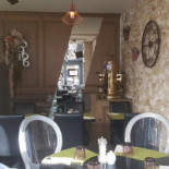 Le 217 Brasserie inside