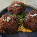 Yard, Cave à Vin Nature Comida