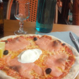 Clichy's Tavern food