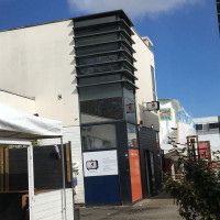 Time Is Time Extérieur