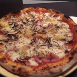 La Place Italienne By Dafaustino Paris 19 Comida