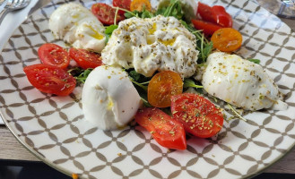 Le Talon Caché food