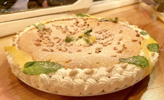 Le Talon Caché food