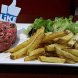 A 2 Pas Du Marché food