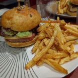 A 2 Pas Du Marché Comida