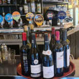 Café De La Place À l'intérieur