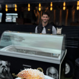 Glaces Moustache Saint Tropez Artisan Glacier Boisson