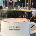 Le Square Cafe drink