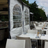 Le Salon Sur L'eau À l'intérieur