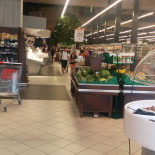 E.leclerc Chinon Dentro