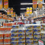 E.leclerc Chinon Dentro