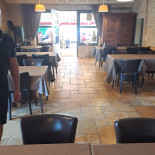 Le Pont De Thorey inside