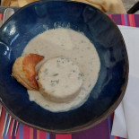 Le Pont De Thorey food