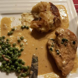 Le Pont De Thorey food