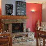 Auberge De Remoray inside