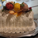 Au Cygne D'abondance Comida