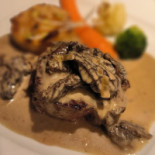 Au Cygne D'abondance Comida