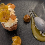 Une Table à Deux Bebida