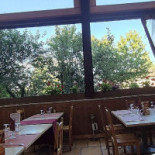 Le Relais de l'Abbaye inside