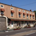 Le Relais de l'Abbaye outside