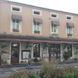 Le Relais de l'Abbaye outside