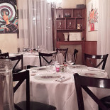 Le Petit Bonneval Dentro