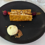 Le Petit Bonneval Comida