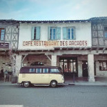 Les Arcades Exterior