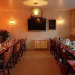 Aux Volcans À l'intérieur