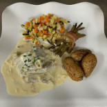 La Fontaine Fleurie Nourriture