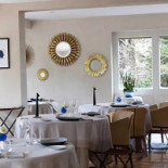 Le Bar des Amis Dentro