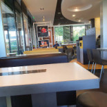 McDonald's Dentro