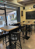 Brasserie Saint Laurent inside