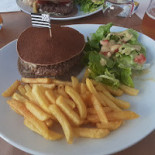 Ty Tante Jeanne food